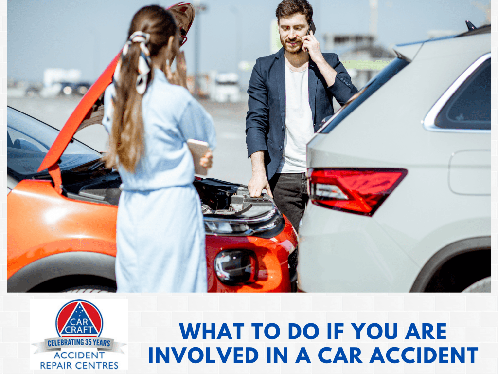 people in car accident contacting on phone